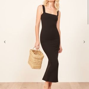 The Donna Dress size XS in black